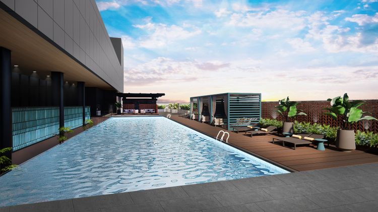 voco Kuching Pool
