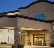 Townhome Inn & Suites Cordova Exterior