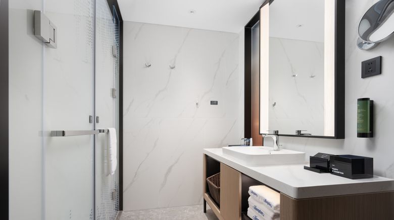 <b>Hampton Hangzhou Shangcheng Jiubao Room</b>. Images powered by <a href="https://www.leonardoworldwide.com/" title="Leonardo Worldwide" target="_blank">Leonardo</a>.