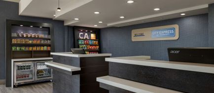 City Express Santa Ana OC Airport Lobby