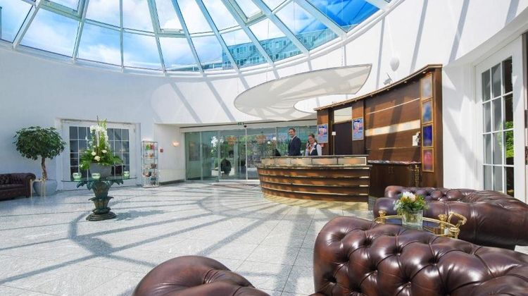 Newlivinghome Lobby