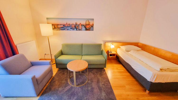 Newlivinghome Room