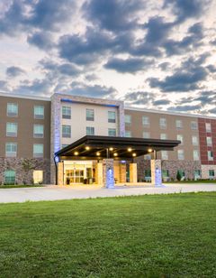 Holiday Inn Express/Stes Cedar Rapids NE