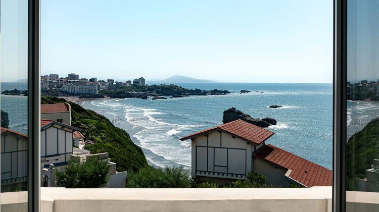 Regina Experimental Biarritz Exterior