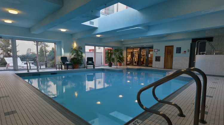 Holiday Inn Centrevillle Downtown Pool