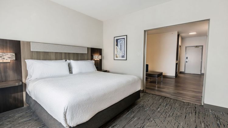Holiday Inn Express Room