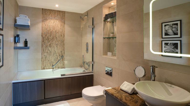 <b>Jumeirah Lowndes Hotel Room</b>. Images powered by <a href="https://www.leonardoworldwide.com/" title="Leonardo Worldwide" target="_blank">Leonardo</a>.