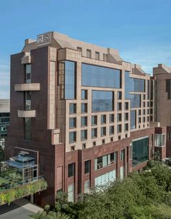Sheraton New Delhi Hotel
