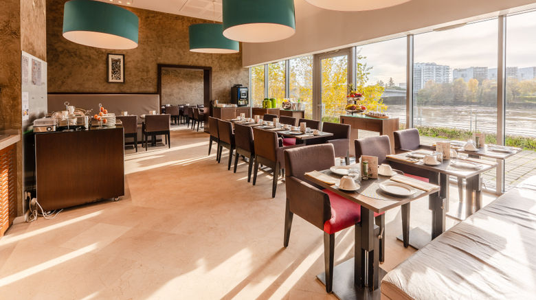 <b>Residhome Les Berges de la Loi Restaurant</b>. Images powered by <a href="https://www.leonardoworldwide.com/" title="Leonardo Worldwide" target="_blank">Leonardo</a>.