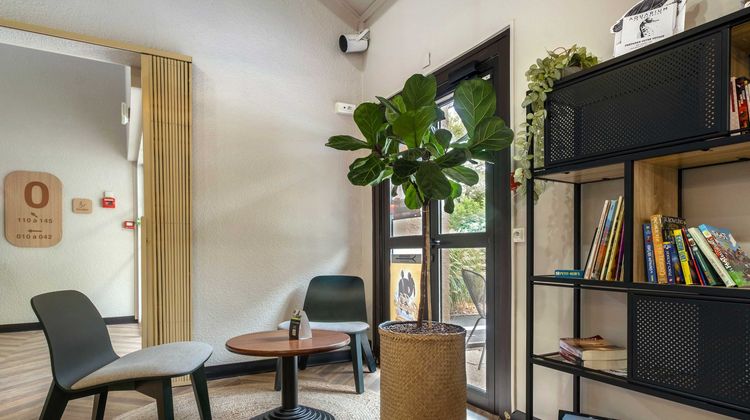 B&B Hotel Niort Sud Venise Verte Lobby