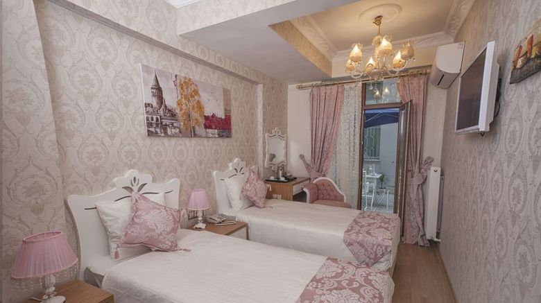 <b>Miran Hotel Room</b>. Images powered by <a href="https://www.leonardoworldwide.com/" title="Leonardo Worldwide" target="_blank">Leonardo</a>.