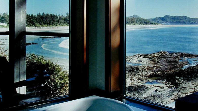 <b>Wickaninnish Inn Room</b>. Images powered by <a href="https://www.leonardoworldwide.com/" title="Leonardo Worldwide" target="_blank">Leonardo</a>.