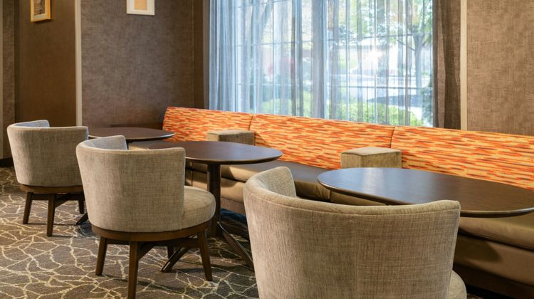 SpringHill Suites by Marriott Lobby