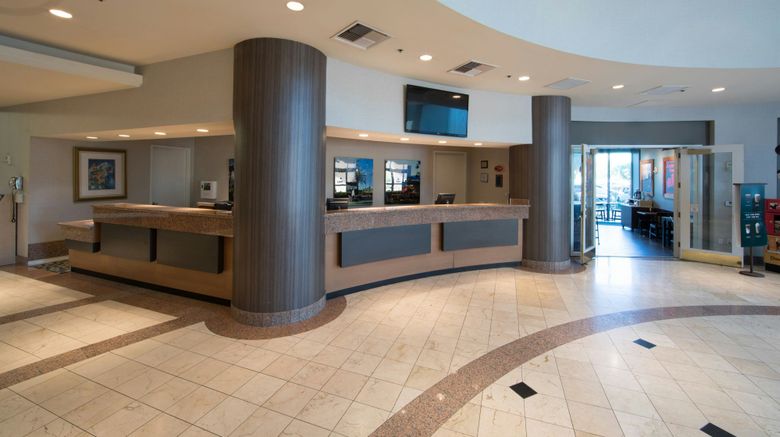 <b>Anaheim Marriott Suites Lobby</b>. Images powered by <a href="https://www.leonardoworldwide.com/" title="Leonardo Worldwide" target="_blank">Leonardo</a>.