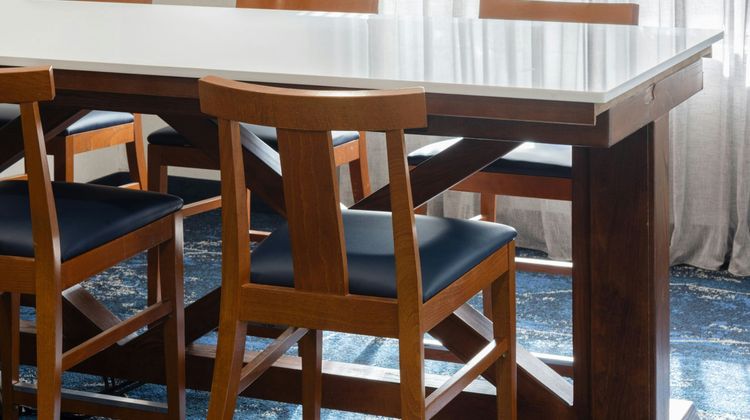 Fairfield Inn & Suites Fort Wayne Lobby
