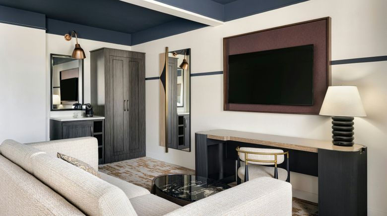 <b>The Elmore Hotel, DFW Southlake Suite</b>. Images powered by <a href="https://www.leonardoworldwide.com/" title="Leonardo Worldwide" target="_blank">Leonardo</a>.