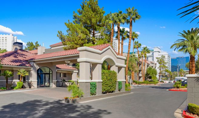Desert Rose Resort Exterior