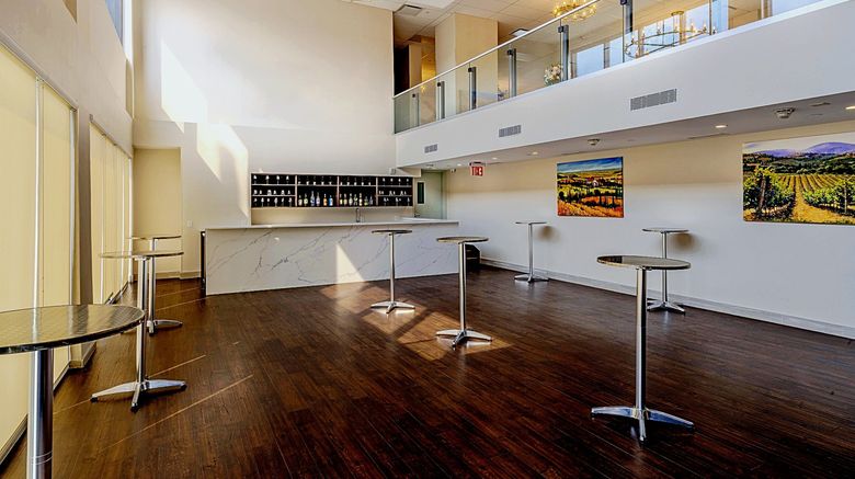 <b>Holiday Inn Exp Long Island City Ballroom</b>. Images powered by <a href="https://www.leonardoworldwide.com/" title="Leonardo Worldwide" target="_blank">Leonardo</a>.