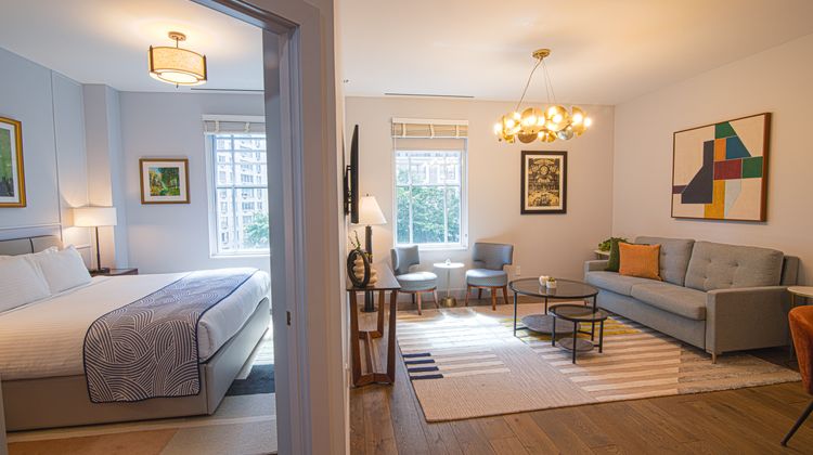 Hotel Belleclaire Suite