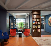 Hotel Sailer Lobby