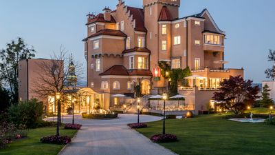 Hotel Schloss Monchstein