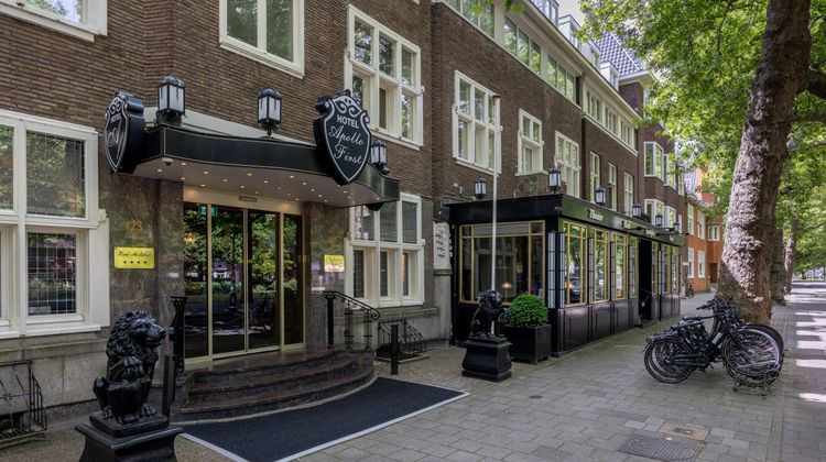 Apollofirst Hotel Exterior