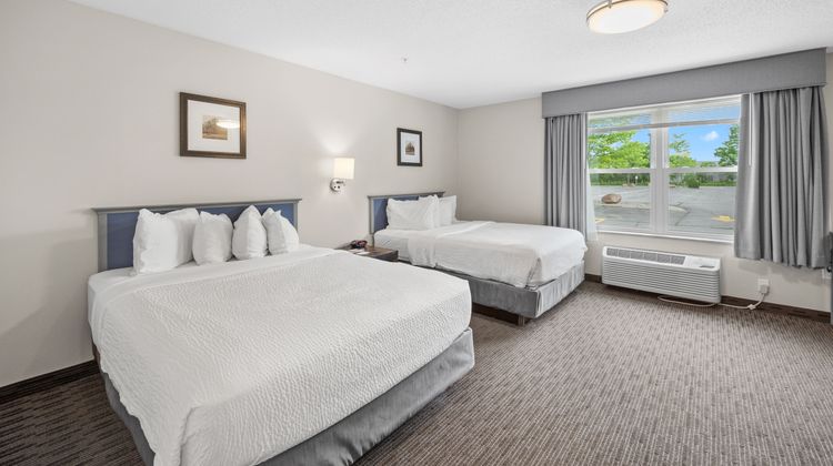 Independence Stay Hotel and Suites Room