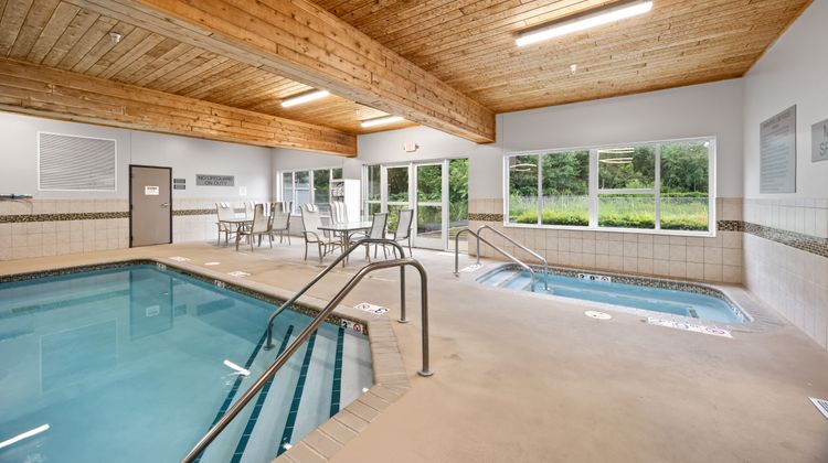 Independence Stay Hotel and Suites Recreation
