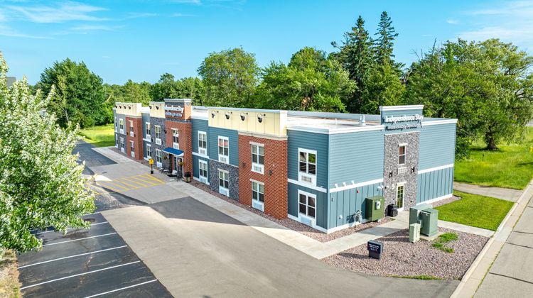 Independence Stay Hotel and Suites Exterior