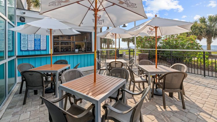 Bay View Resort Exterior