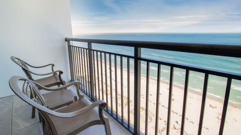<b>The Breakers Resort Hotel Suite</b>. Images powered by <a href="https://www.leonardoworldwide.com/" title="Leonardo Worldwide" target="_blank">Leonardo</a>.