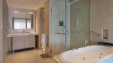 Courtyard Mumbai International Airport Room