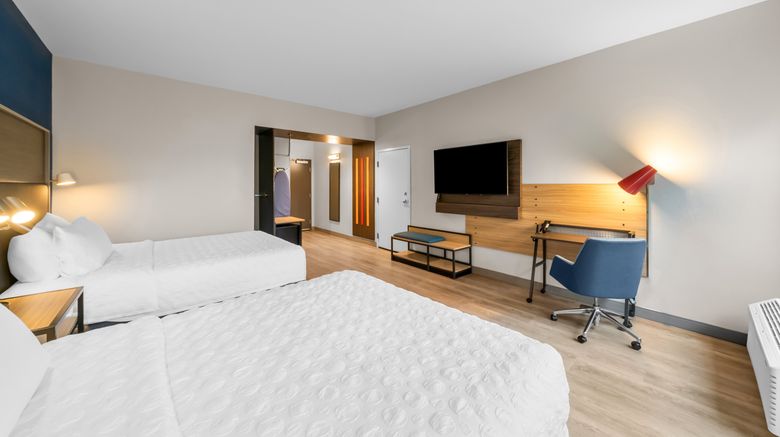 <b>Tru by Hilton Brockton Room</b>. Images powered by <a href="https://www.leonardoworldwide.com/" title="Leonardo Worldwide" target="_blank">Leonardo</a>.