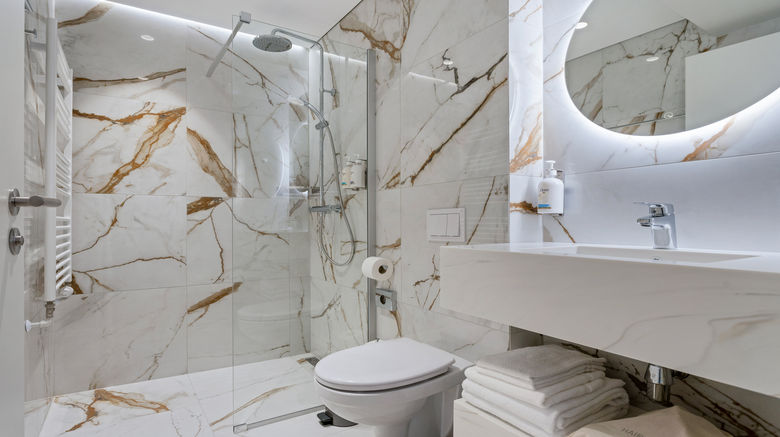 <b>Candlewood Suites Reykjavik by IHG Room</b>. Images powered by <a href="https://www.leonardoworldwide.com/" title="Leonardo Worldwide" target="_blank">Leonardo</a>.