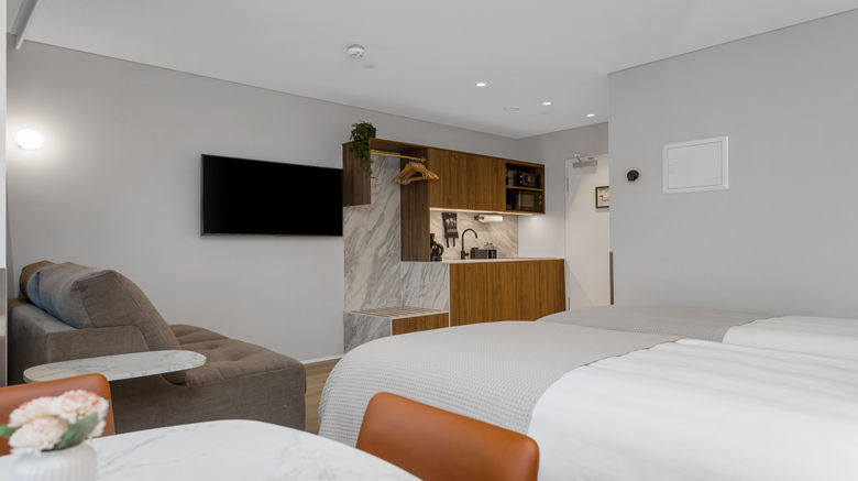 <b>Candlewood Suites Reykjavik by IHG Room</b>. Images powered by <a href="https://www.leonardoworldwide.com/" title="Leonardo Worldwide" target="_blank">Leonardo</a>.