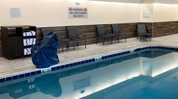 Fairfield Inn & Suites Pool