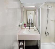 Savoy Park Hotel Apartments Room