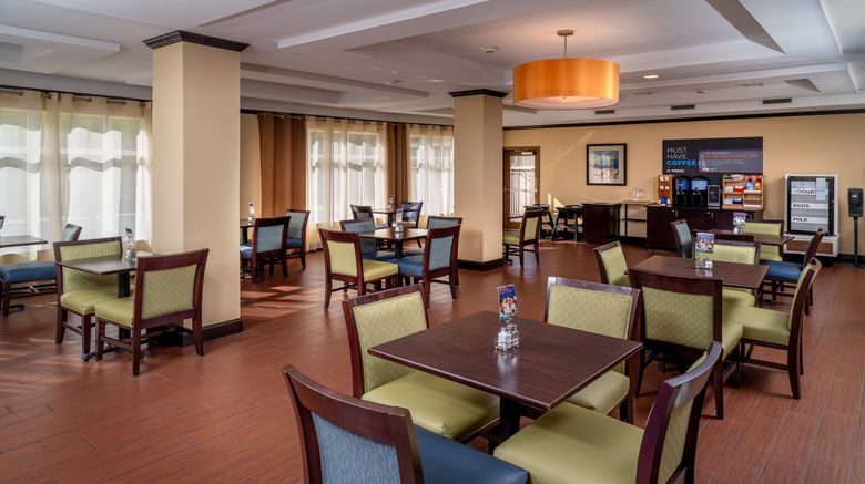 <b>Holiday Inn Express & Suites Lebanon Restaurant</b>. Images powered by <a href="https://www.leonardoworldwide.com/" title="Leonardo Worldwide" target="_blank">Leonardo</a>.