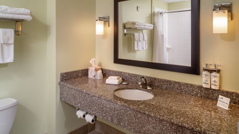 <b>Holiday Inn Express & Suites Lebanon Room</b>. Images powered by <a href="https://www.leonardoworldwide.com/" title="Leonardo Worldwide" target="_blank">Leonardo</a>.