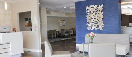 Garner Hotel Glen Burnie BWI Airport Exterior
