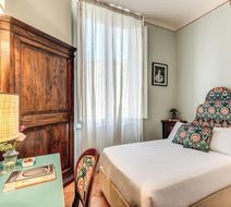 Hotel Galileo Room
