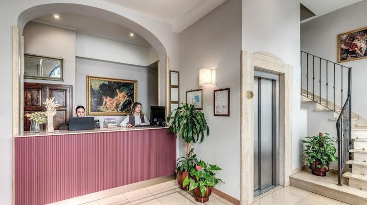 Hotel Galileo Lobby