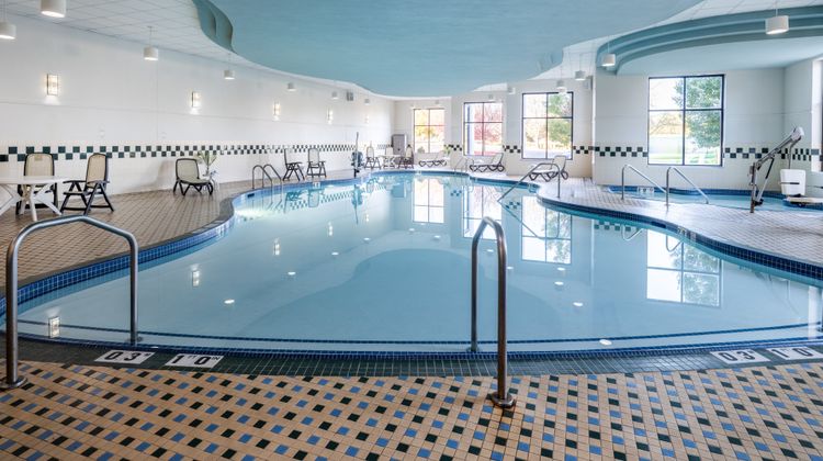 Holiday Inn Hotel & Suites Pool