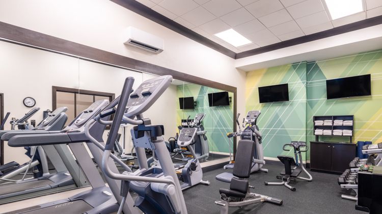 Holiday Inn Hotel & Suites Health Club