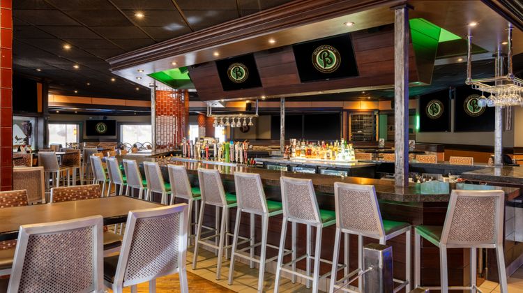 Holiday Inn Hotel & Suites Restaurant