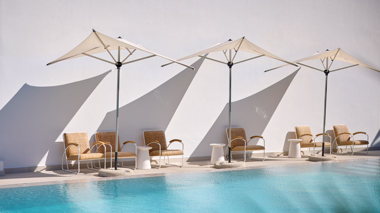 <b>Vouliagmeni Suites Pool</b>. Images powered by <a href="https://www.leonardoworldwide.com/" title="Leonardo Worldwide" target="_blank">Leonardo</a>.