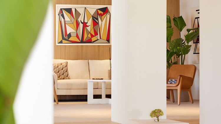 Vouliagmeni Suites Lobby