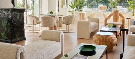 Vouliagmeni Suites Lobby
