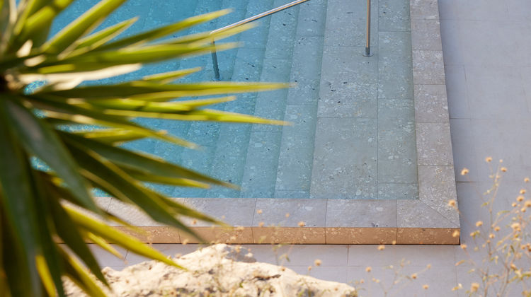 Vouliagmeni Suites Pool