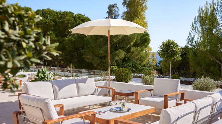 Vouliagmeni Suites Restaurant
